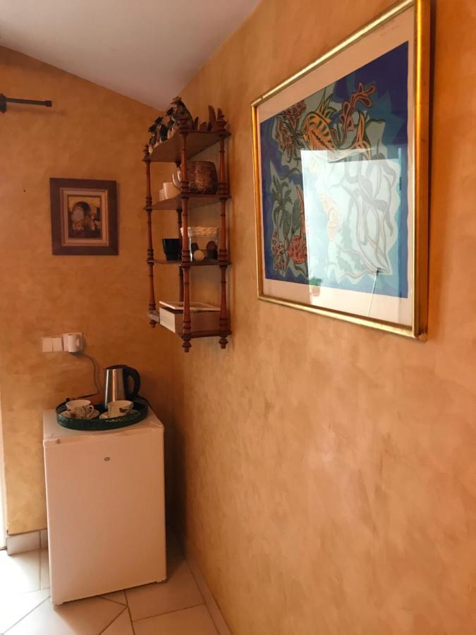 Apartament Les Trefles Hyères Zewnętrze zdjęcie