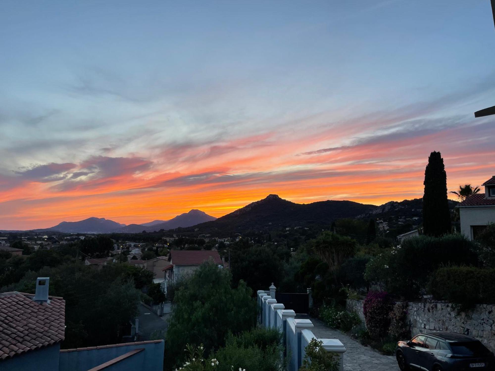 Apartament Les Trefles Hyères Zewnętrze zdjęcie